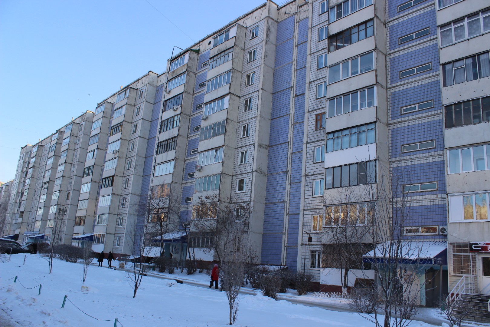 край. Алтайский, г. Барнаул, ул. Попова, д. 63-фасад здания