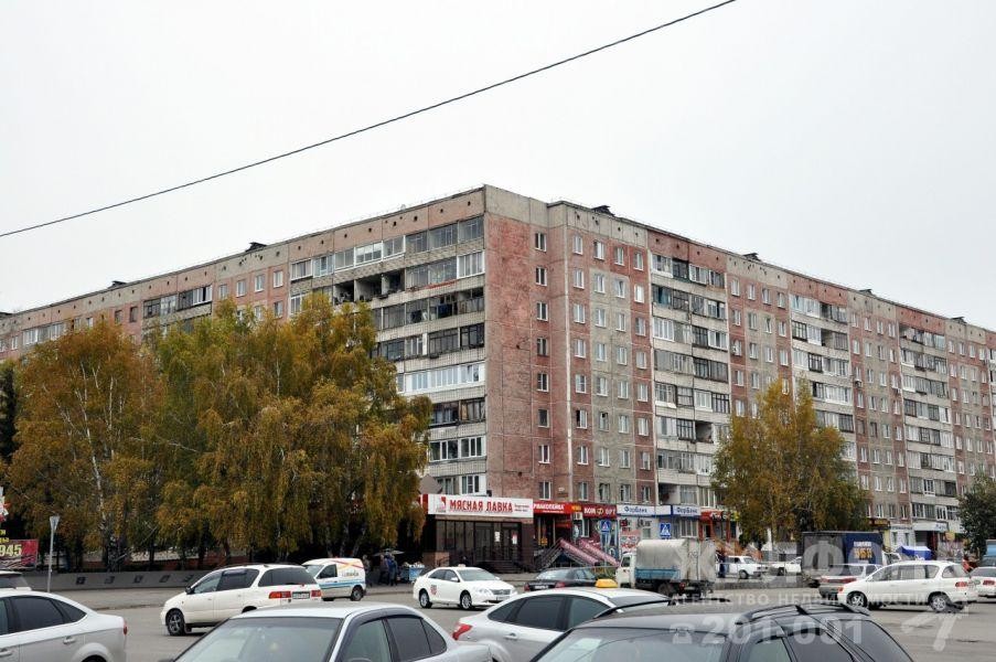 край. Алтайский, г. Барнаул, ул. Попова, д. 76-фасад здания