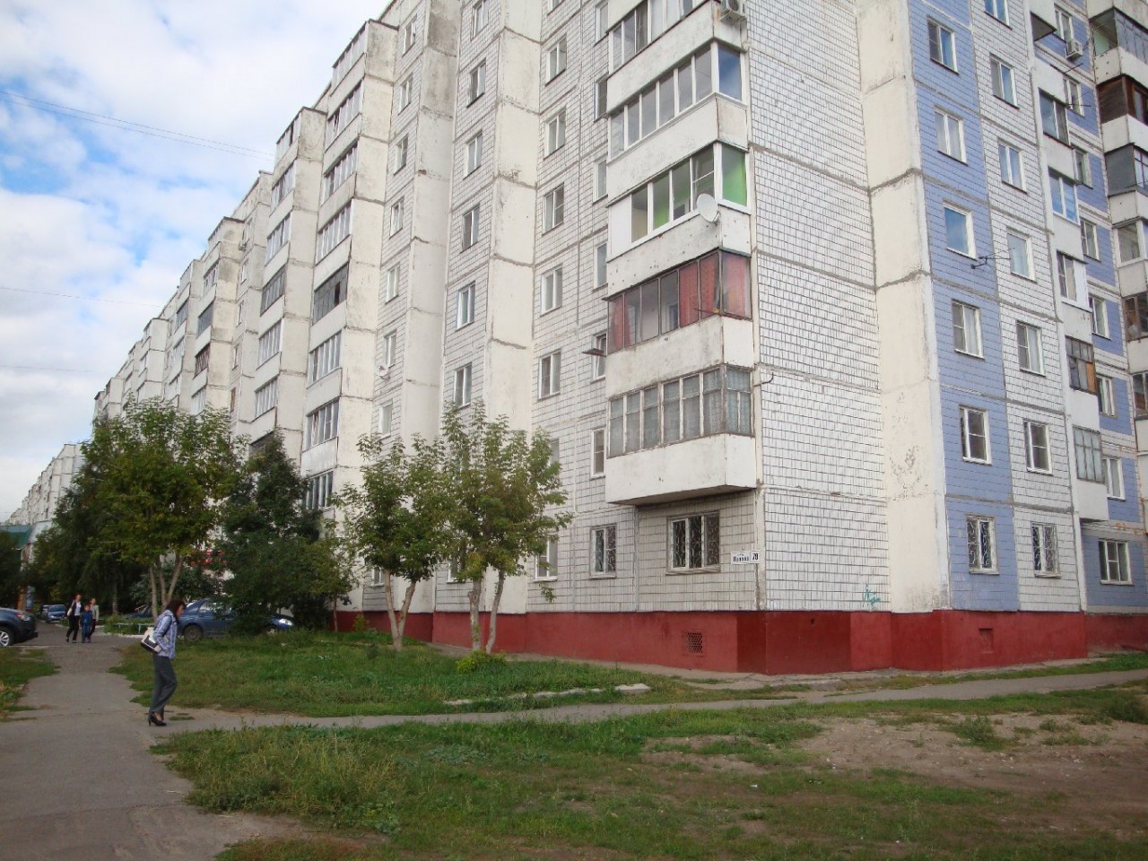 край. Алтайский, г. Барнаул, ул. Попова, д. 79-фасад здания