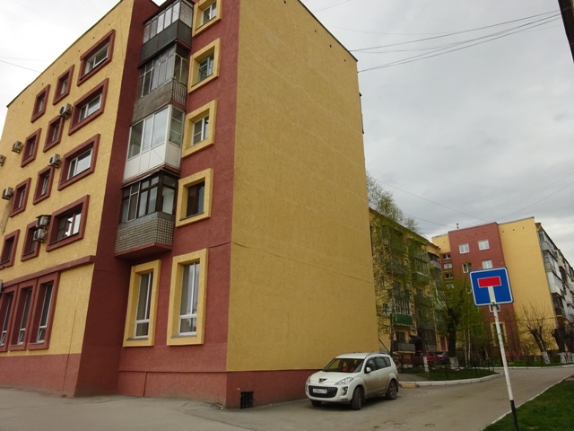 обл. Кемеровская, г. Белово, ул. Юбилейная, д. 18-фасад здания