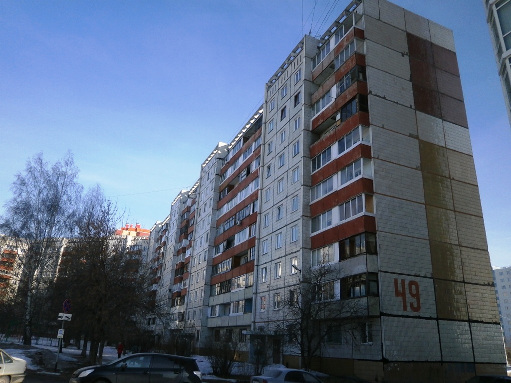 обл. Кемеровская, г. Кемерово, пр-кт. Комсомольский, д. 49-фасад здания