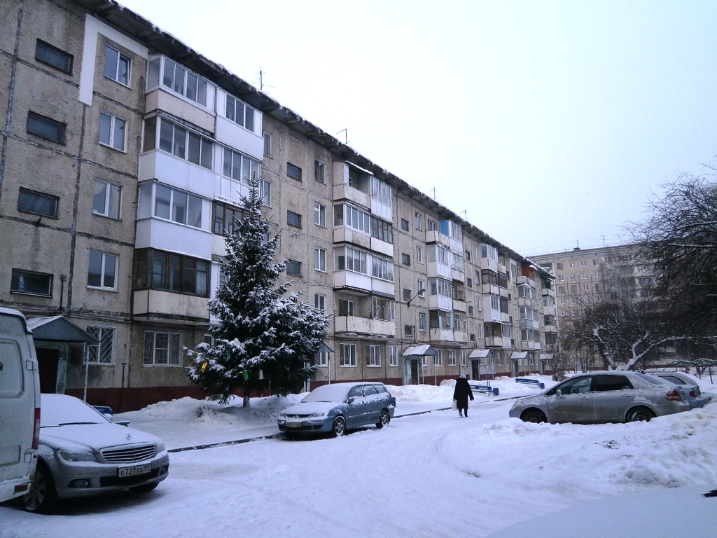 обл. Кемеровская, г. Кемерово, пр-кт. Ленинградский, д. 39, к. а-фасад здания