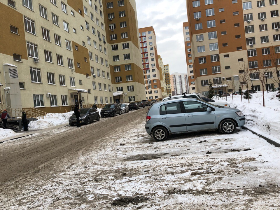 обл. Кемеровская, г. Кемерово, пр-кт. Московский, д. 14-придомовая территория