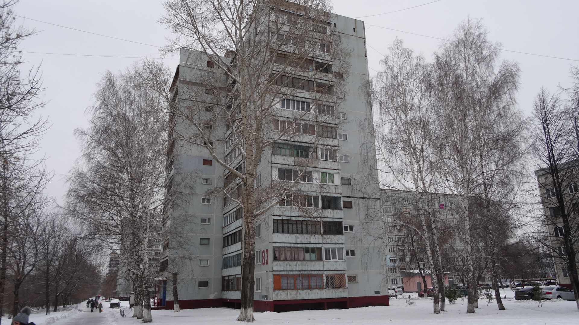 обл. Кемеровская, г. Кемерово, пр-кт. Октябрьский, д. 83-фасад здания