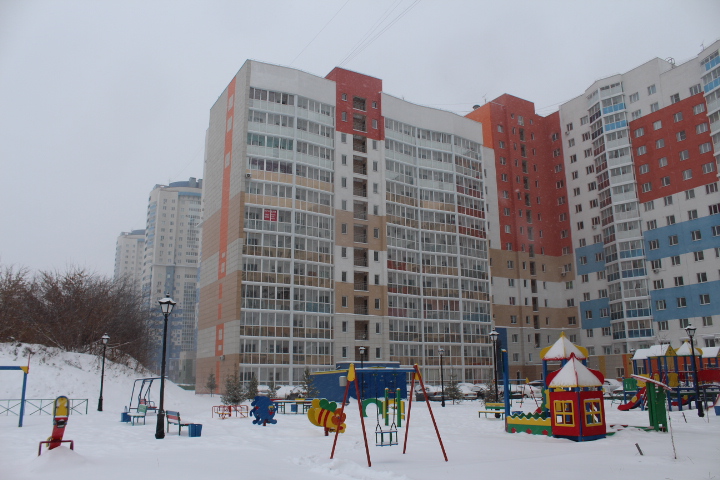 обл. Кемеровская, г. Кемерово, пр-кт. Притомский, д. 9-фасад здания