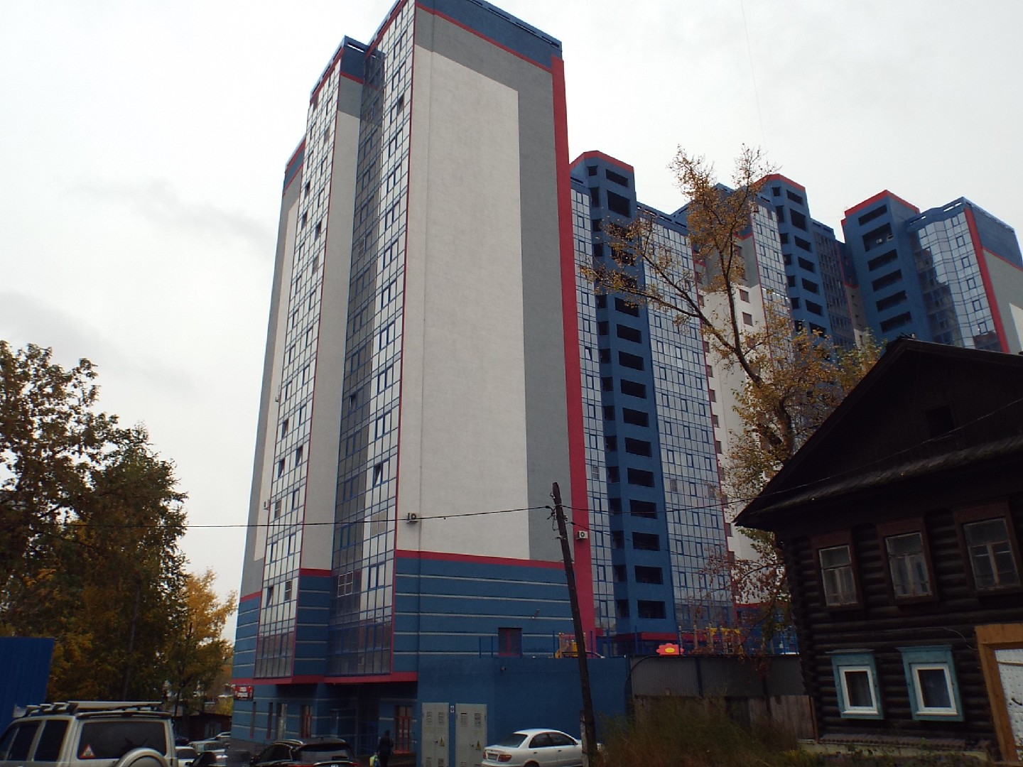 край. Алтайский, г. Барнаул, ул. Пролетарская, д. 148-фасад здания