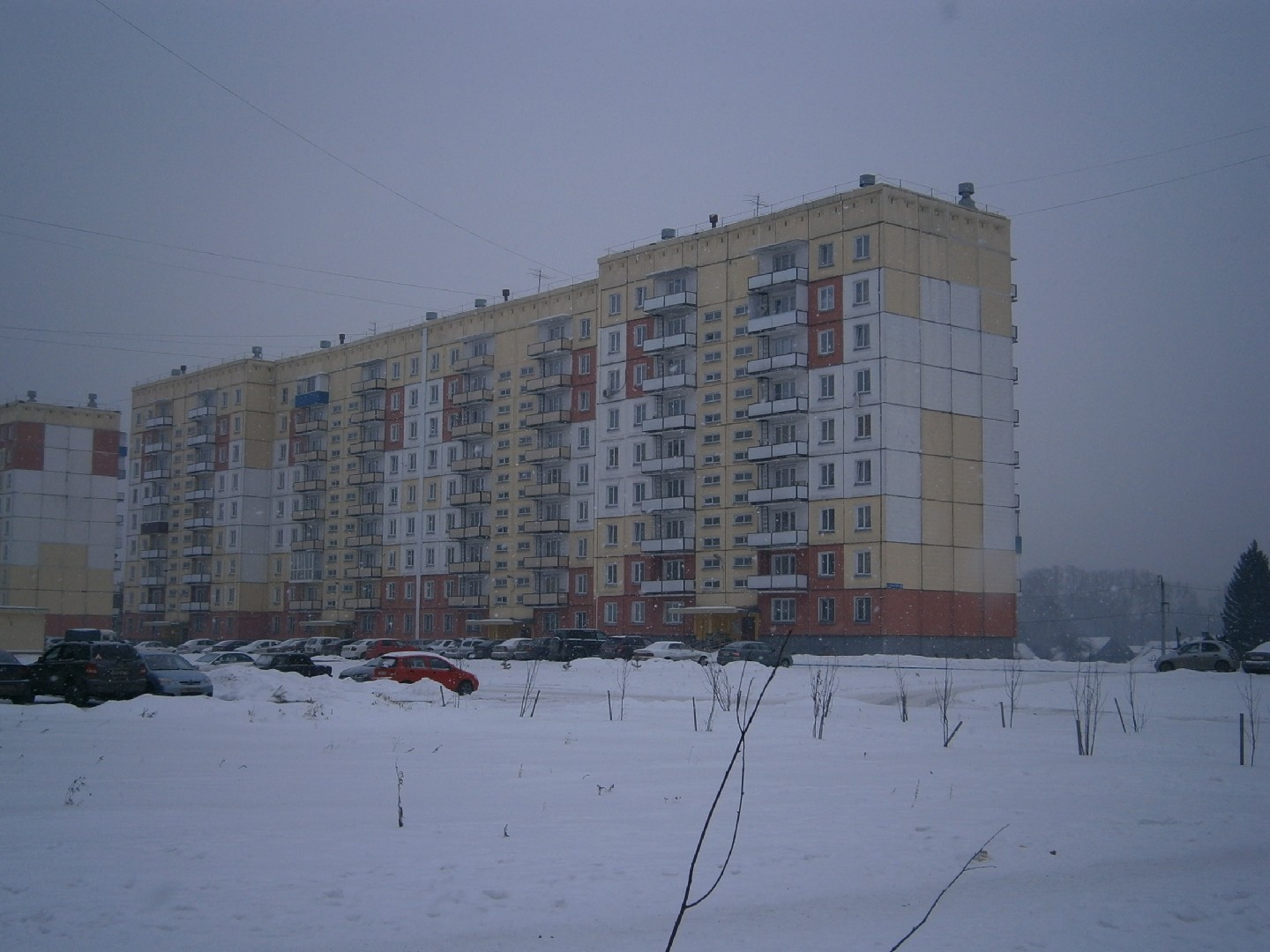 обл. Кемеровская, г. Новокузнецк, ул. Братьев Сизых, д. 10а-фасад здания