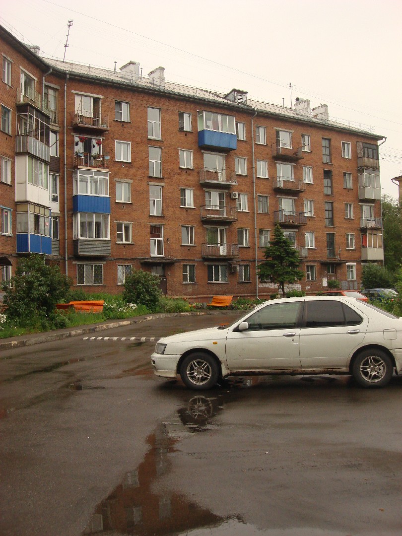 обл. Кемеровская, г. Новокузнецк, ул. Кутузова, д. 14-фасад здания