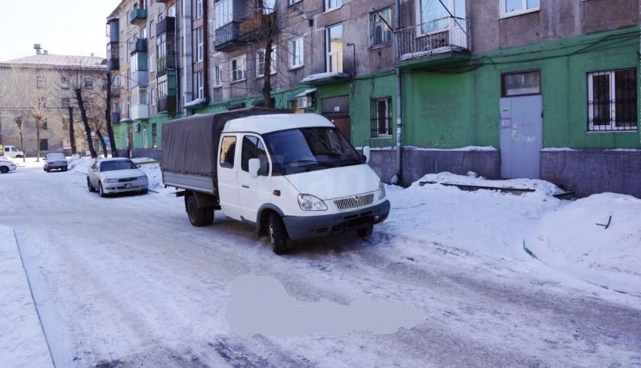 обл. Кемеровская, г. Новокузнецк, ул. Мичурина, д. 8-придомовая территория