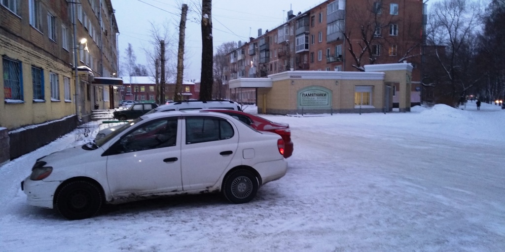 обл. Кемеровская, г. Новокузнецк, ул. Сеченова, д. 8-придомовая территория