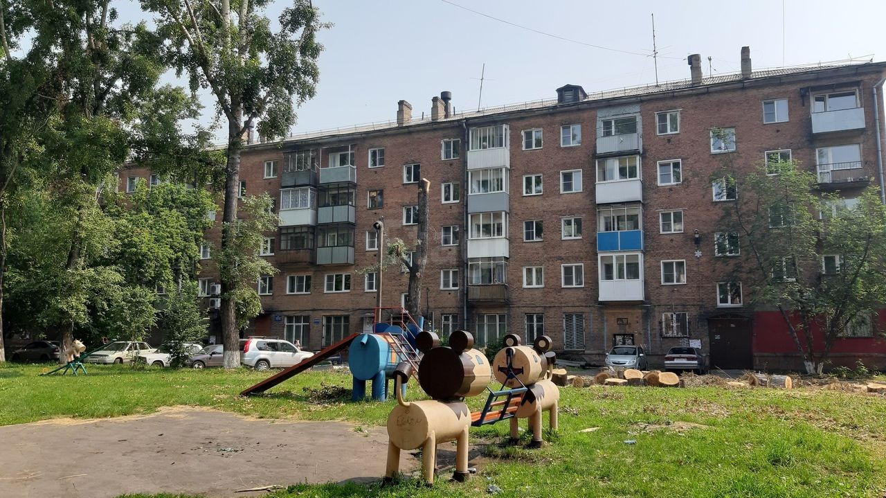 обл. Кемеровская, г. Новокузнецк, ул. Смирнова, д. 8-фасад здания