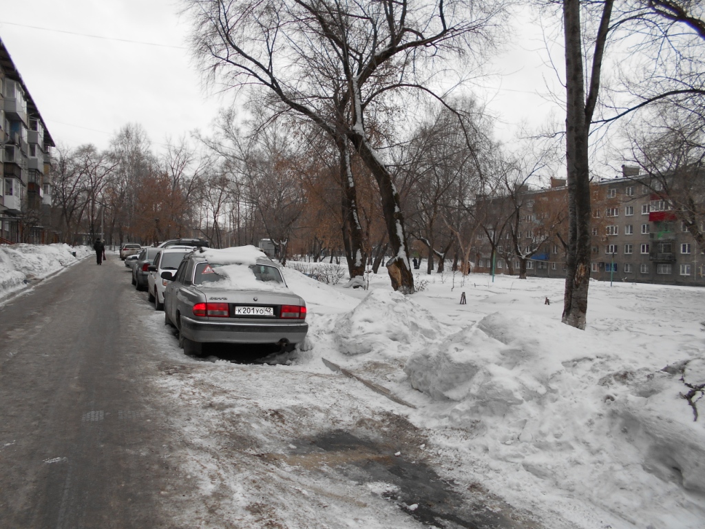 обл. Кемеровская, г. Новокузнецк, ул. Тореза, д. 71-придомовая территория