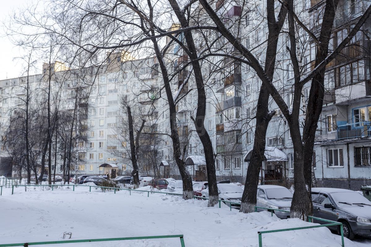 обл. Кемеровская, г. Новокузнецк, ул. Транспортная, д. 125-фасад здания