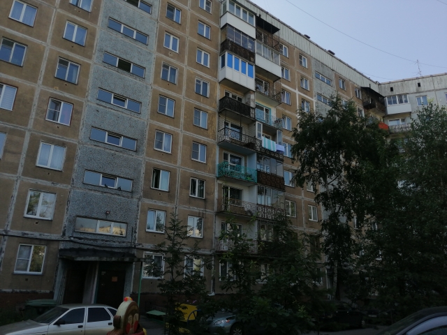 обл. Кемеровская, г. Новокузнецк, ул. Филиппова, д. 14-фасад здания