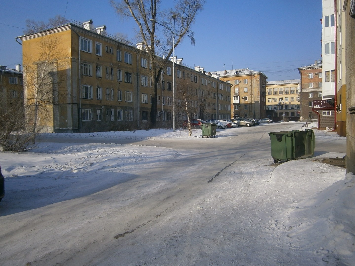 обл. Кемеровская, г. Новокузнецк, ул. Энтузиастов, д. 29-придомовая территория