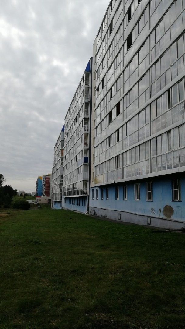 обл. Кемеровская, г. Прокопьевск, мкр. 10-й, д. 27-фасад здания