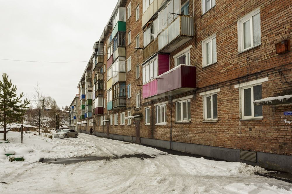 обл. Кемеровская, г. Прокопьевск, ул. Черных, д. 18А-фасад здания