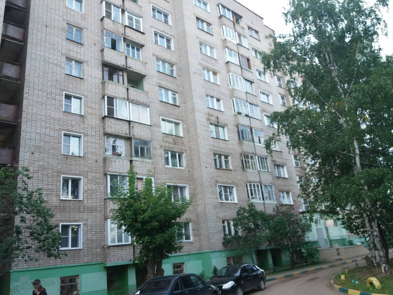 обл. Кировская, г. Киров, ул. Луганская, д. 2-фасад здания