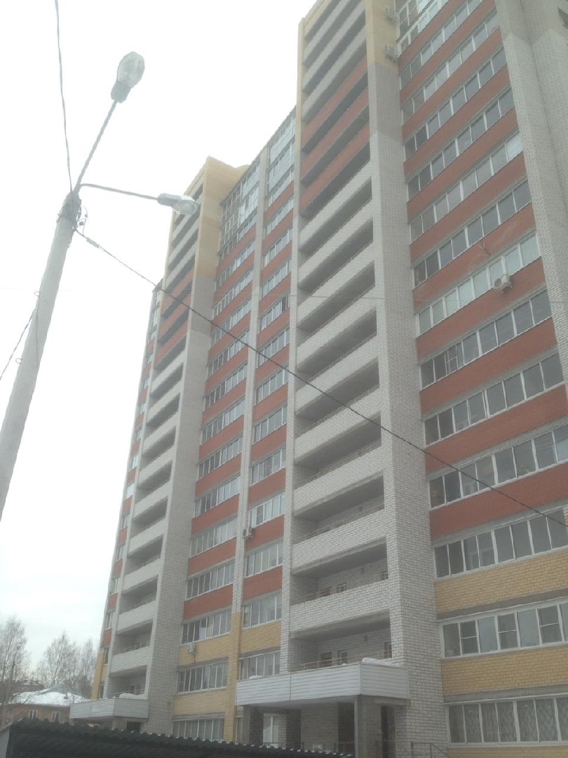обл. Кировская, г. Киров, ул. Шинников, д. 36-фасад здания