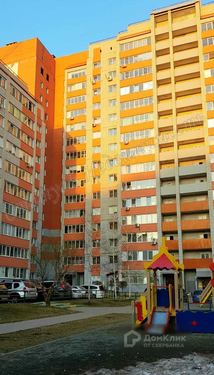 край. Алтайский, г. Барнаул, ул. Сергея Семенова, д. 1-фасад здания