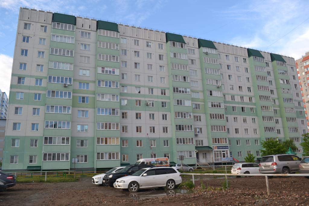 край. Алтайский, г. Барнаул, ул. Сергея Семенова, д. 7-фасад здания