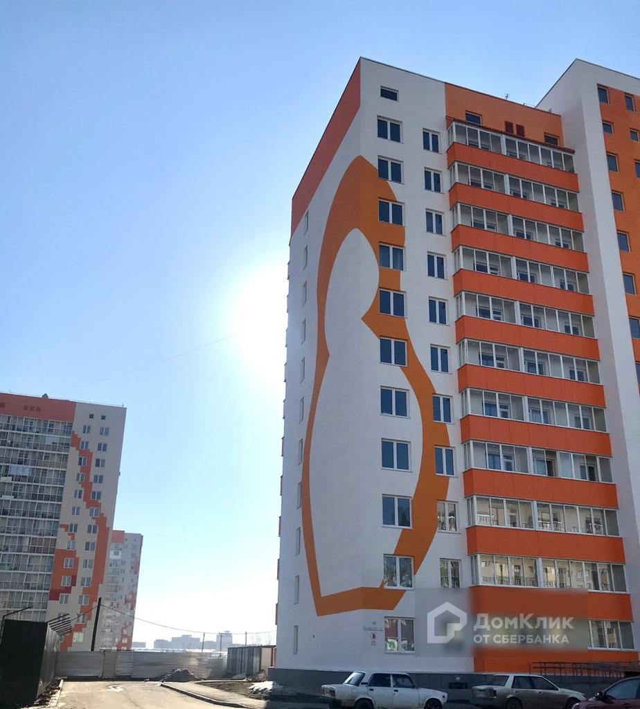 край. Алтайский, г. Барнаул, ул. Сергея Ускова, д. 37-фасад здания