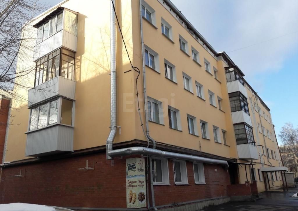 край. Алтайский, г. Барнаул, ул. Сизова, д. 26-фасад здания