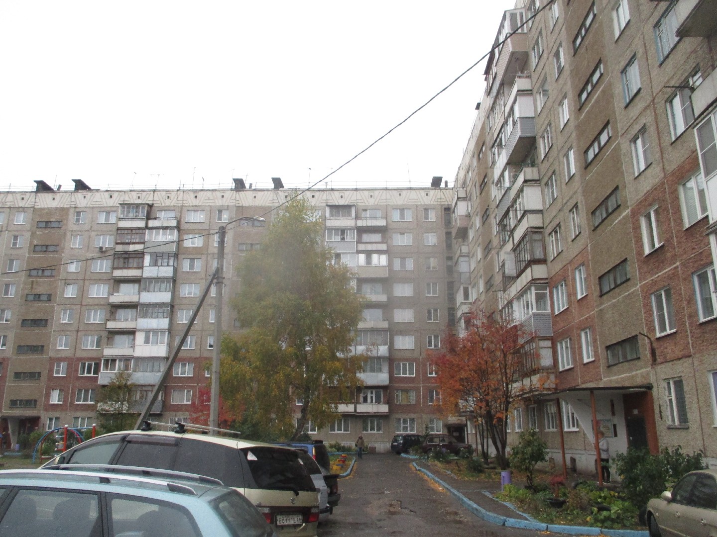 край. Алтайский, г. Барнаул, ул. Сиреневая, д. 3-фасад здания