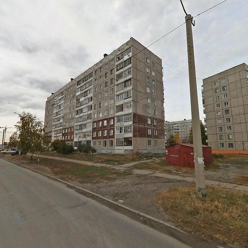 край. Алтайский, г. Барнаул, ул. Сиреневая, д. 13-фасад здания