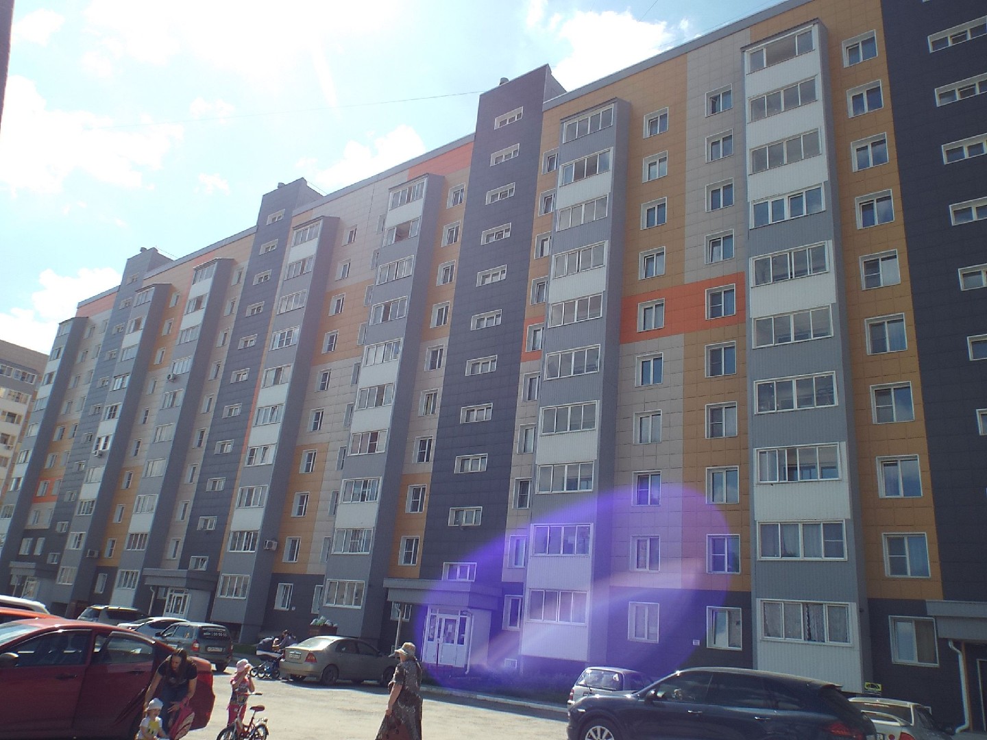 край. Алтайский, г. Барнаул, ул. Сиреневая, д. 26-фасад здания