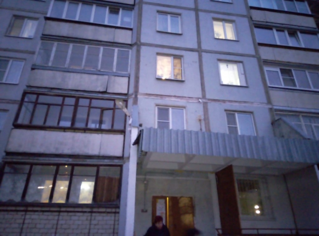 обл. Костромская, р-н. Костромской, г. Кострома, ул. Войкова, д. 35-фасад здания