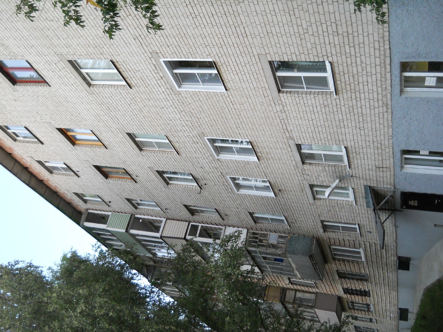 обл. Костромская, р-н. Костромской, г. Кострома, ш. Кинешемское, д. 32-фасад здания
