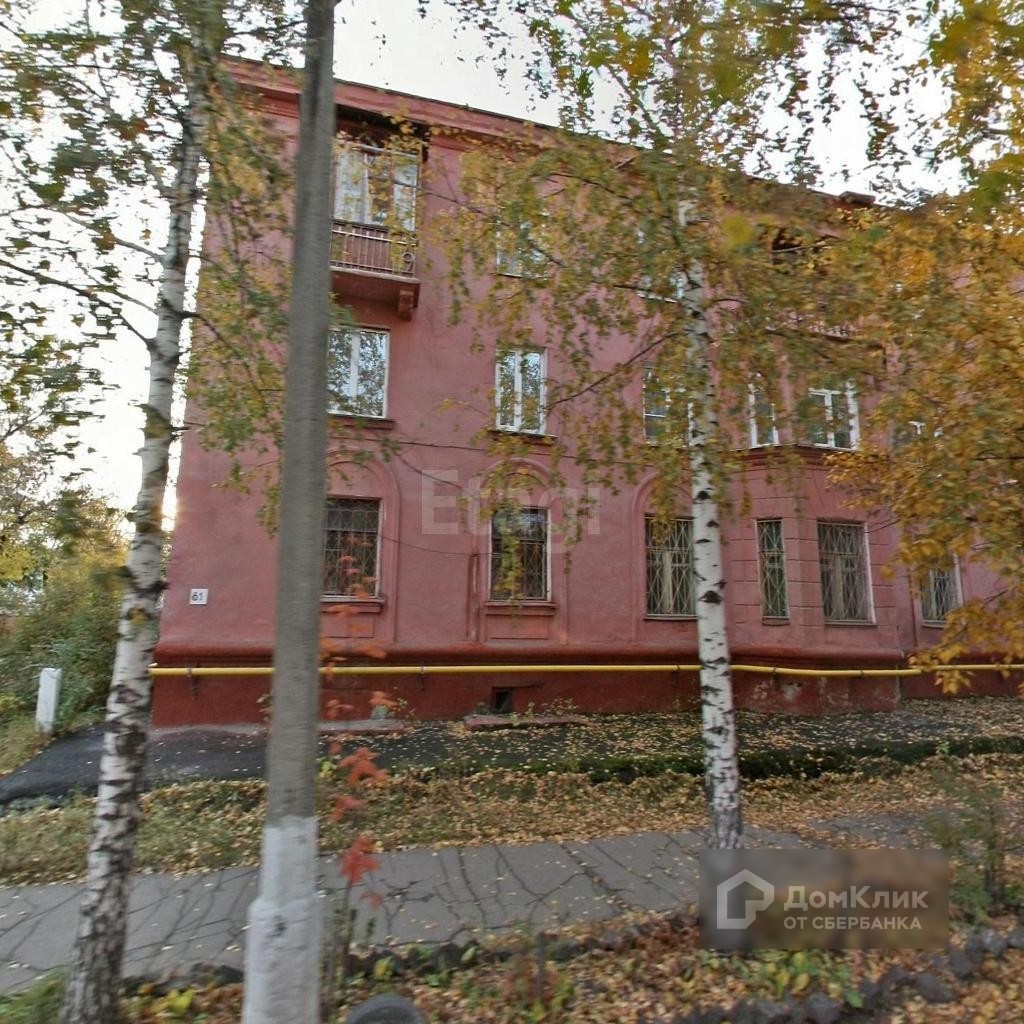 край. Алтайский, г. Барнаул, ул. Смирнова, д. 81-фасад здания