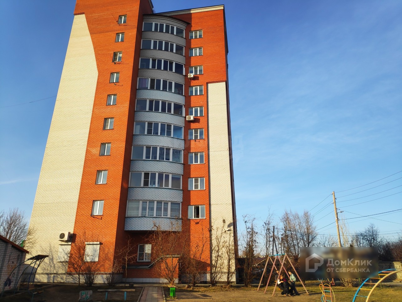 край. Алтайский, г. Барнаул, ул. Советской Армии, д. 121-фасад здания