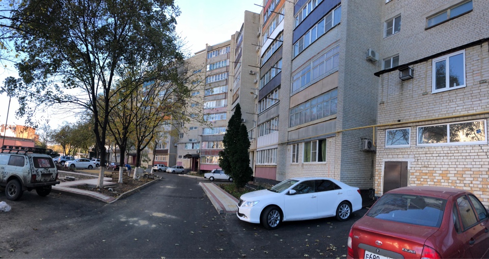 край. Краснодарский, г. Армавир, ул. Ефремова, д. 111-фасад здания