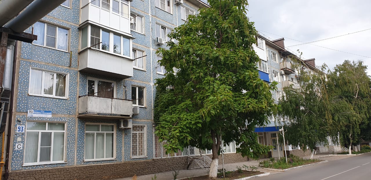 край. Краснодарский, г. Армавир, ул. Полины Осипенко, д. 93-фасад здания
