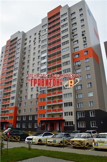 край. Алтайский, г. Барнаул, ул. Солнечная Поляна, д. 103-фасад здания