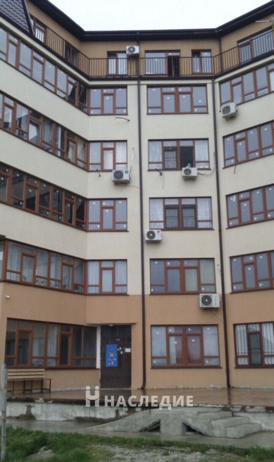 край. Краснодарский, г. Новороссийск, ул. Катанова, д. 40-фасад здания