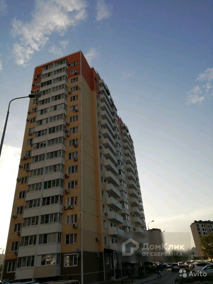 край. Краснодарский, г. Новороссийск, ул. Суворовская, д. 77-фасад здания
