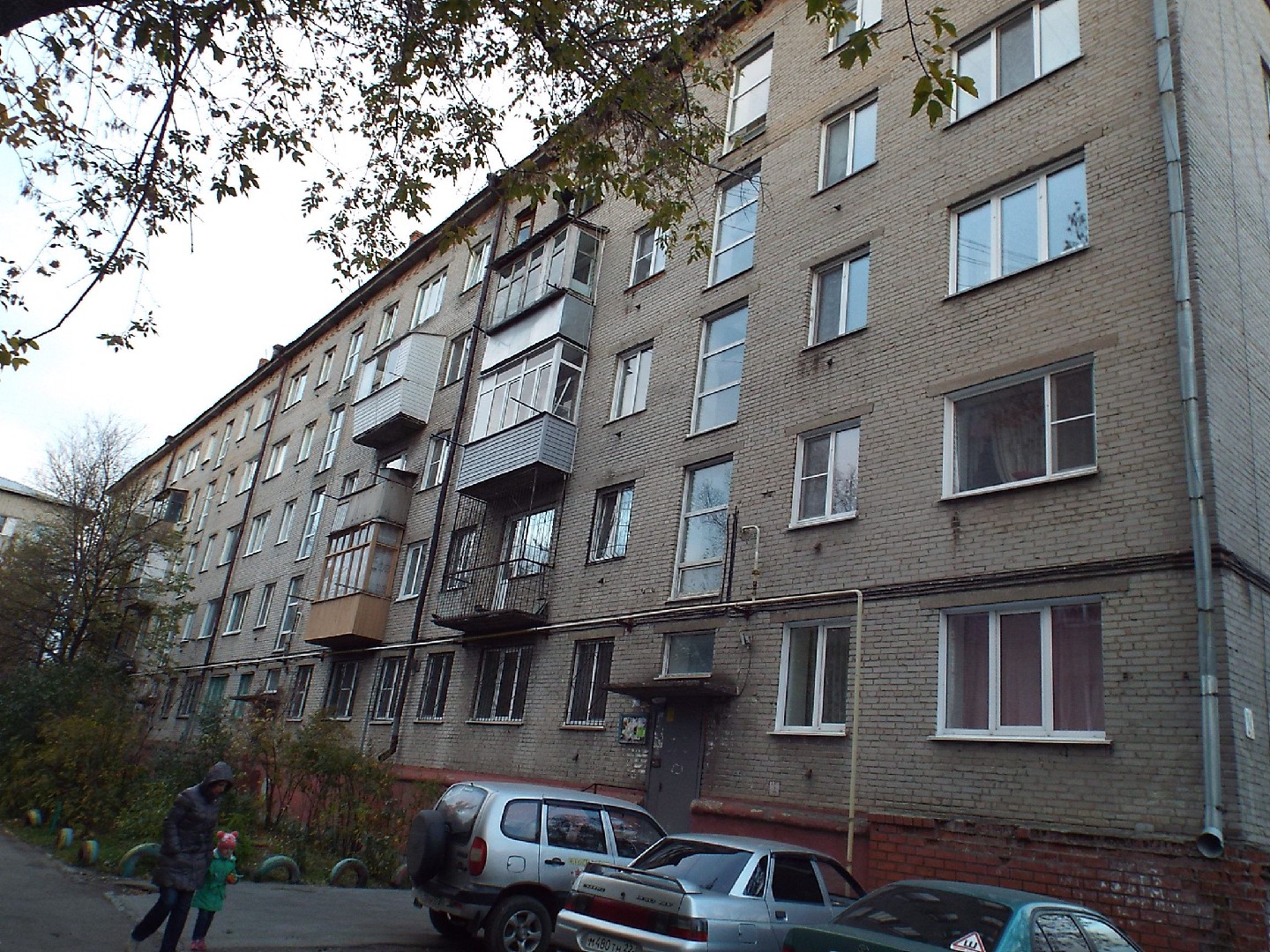 край. Алтайский, г. Барнаул, ул. Тимуровская, д. 29-фасад здания