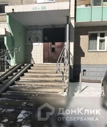 край. Красноярский, г. Красноярск, ул. 3 Августа, д. 24-вход снаружи