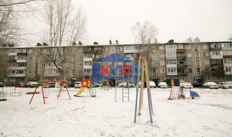 край. Красноярский, г. Красноярск, пер. Медицинский, д. 19-придомовая территория