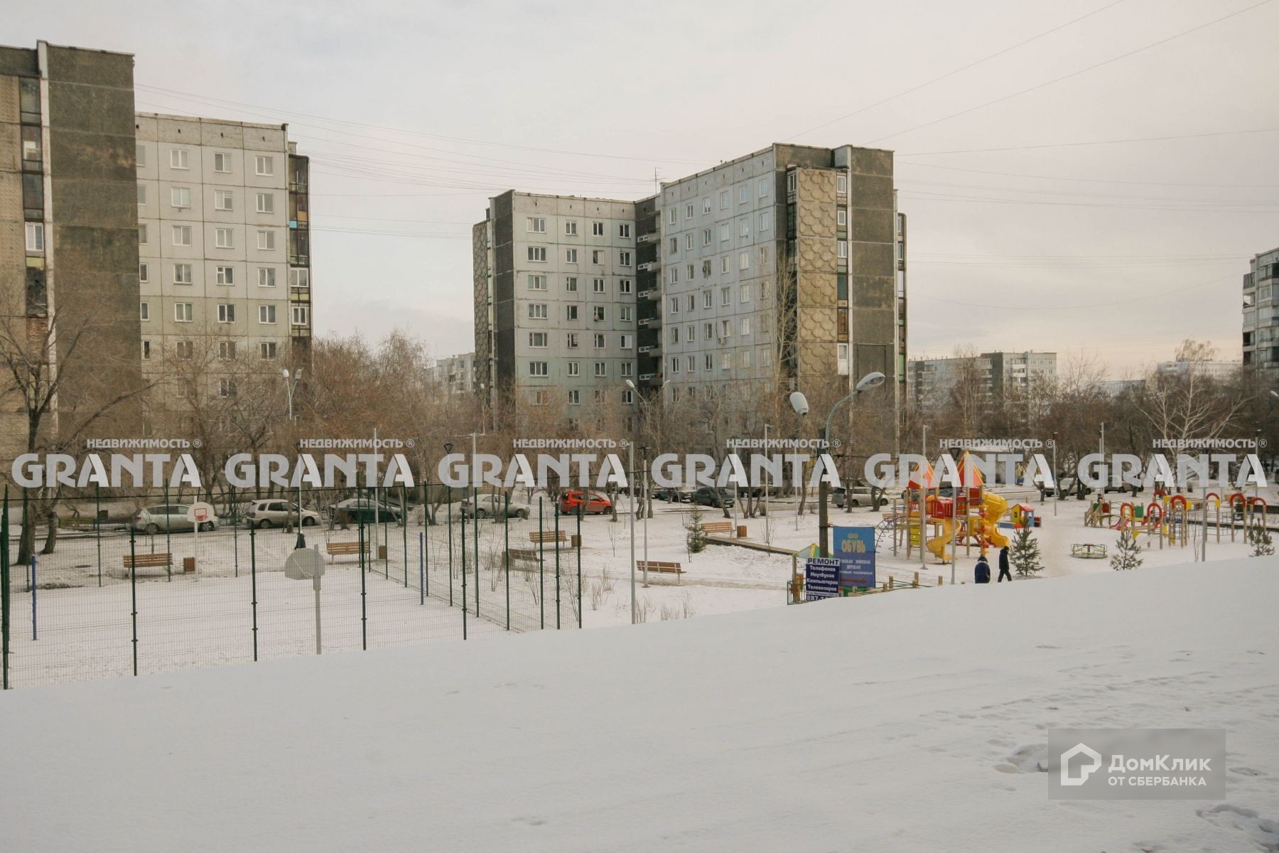 край. Красноярский, г. Красноярск, пр-кт. Молодежный, д. 7-придомовая территория