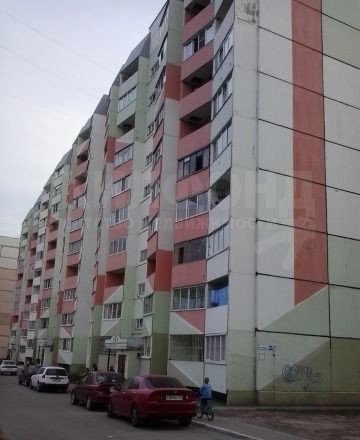 край. Алтайский, г. Барнаул, ул. Чеглецова, д. 62-фасад здания