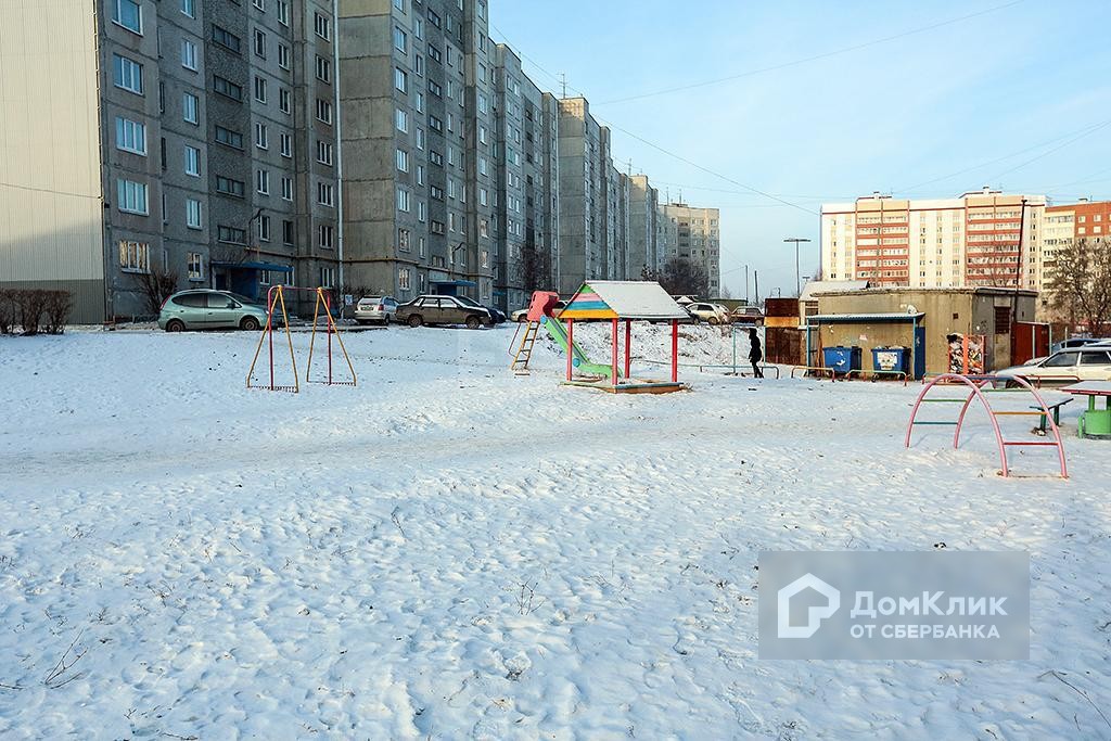 обл. Курганская, г. Курган, мкр. 6-й, д. 32-придомовая территория