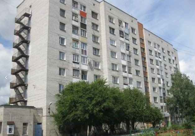обл. Курганская, г. Курган, ул. Алексеева, д. 4-фасад здания