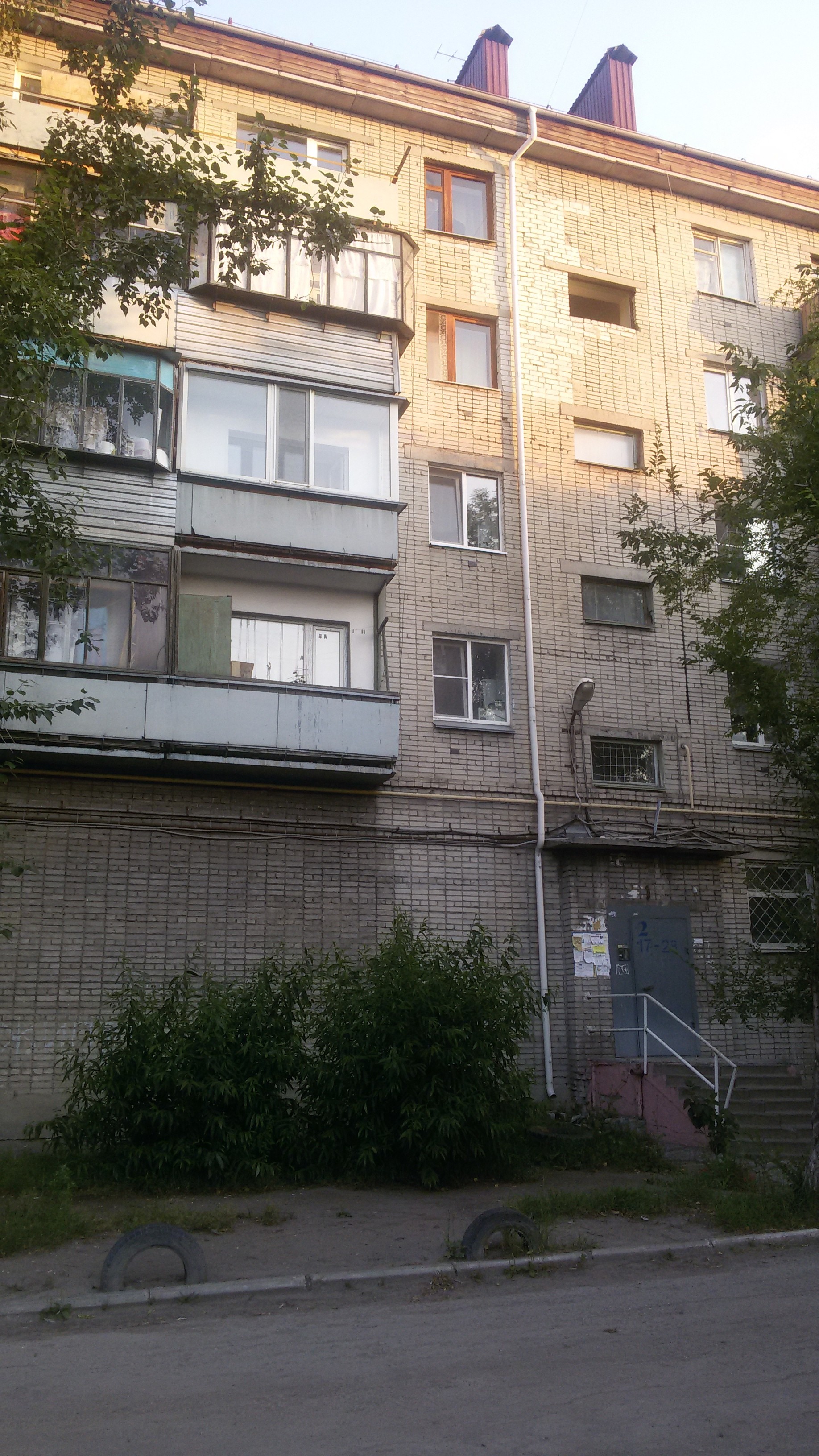 обл. Курганская, г. Курган, ул. Достоевского, д. 70-фасад здания