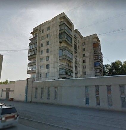 обл. Курганская, г. Курган, ул. Радионова, д. 56-фасад здания
