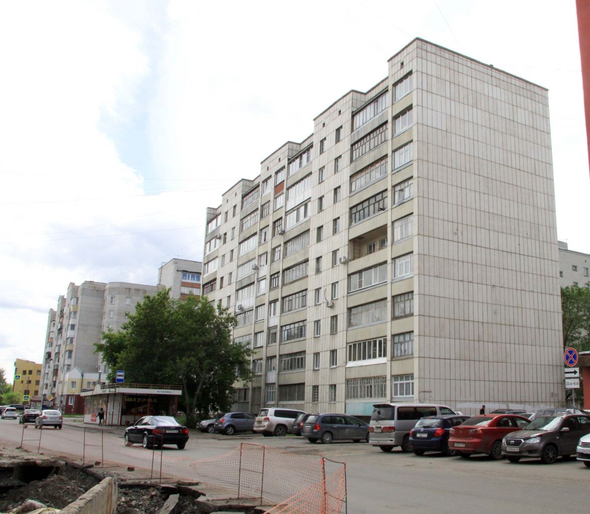 обл. Курганская, г. Курган, ул. Савельева, д. 21-фасад здания
