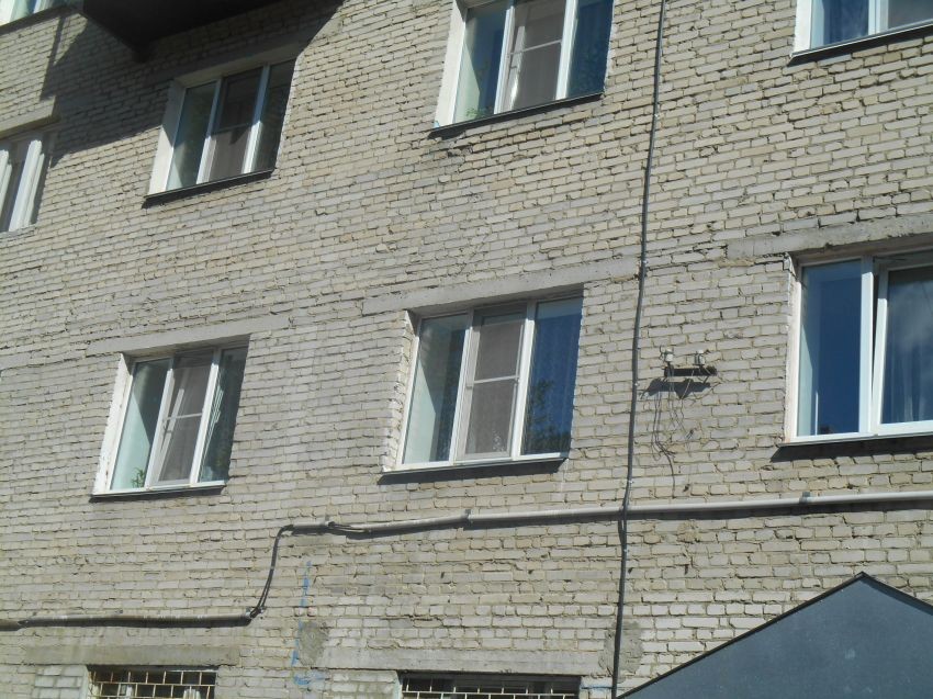 обл. Курганская, г. Курган, ул. Школьная, д. 9-фасад здания